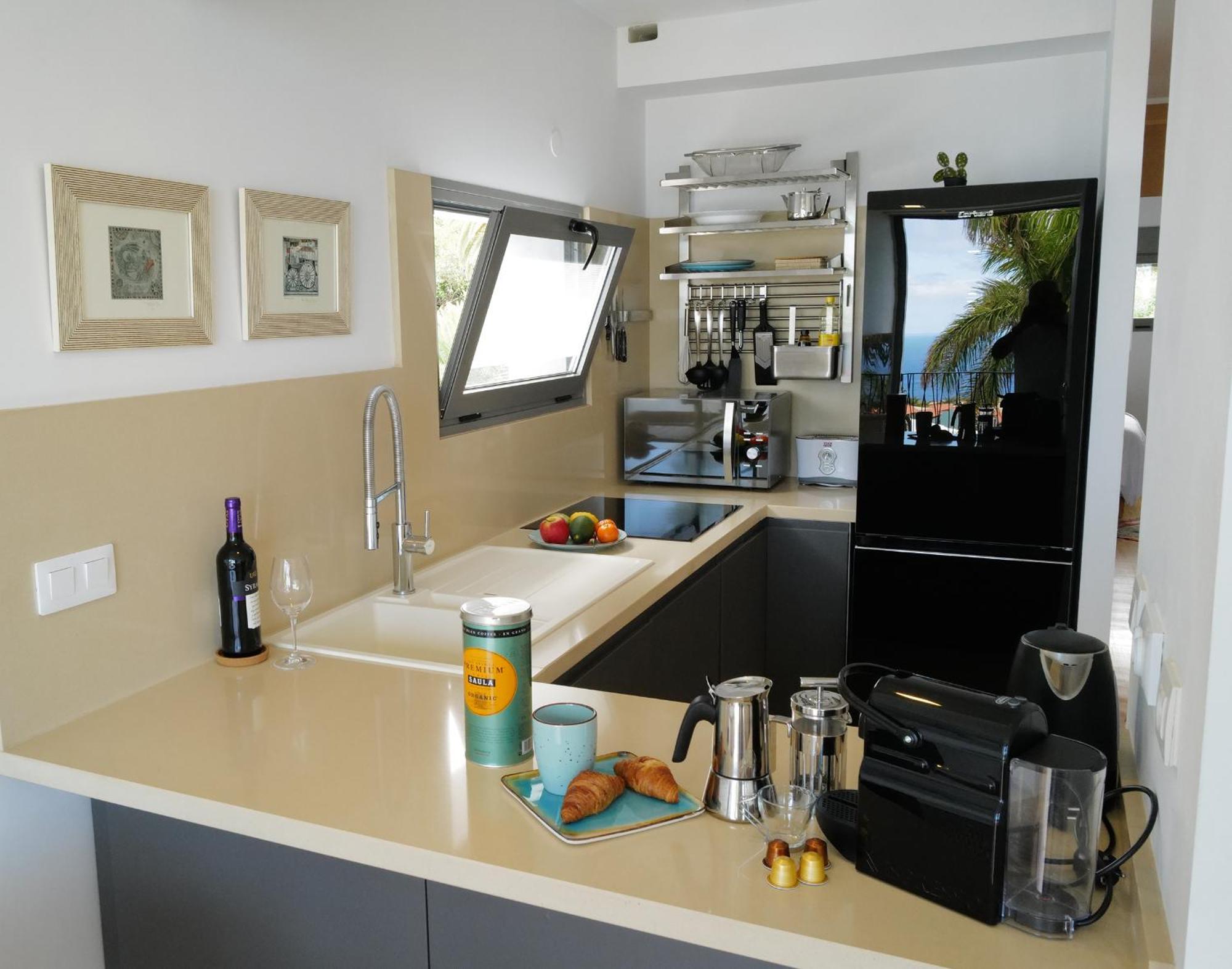 Feel Good Ferienapartment Mit Meerblick Und Pool Appartamento